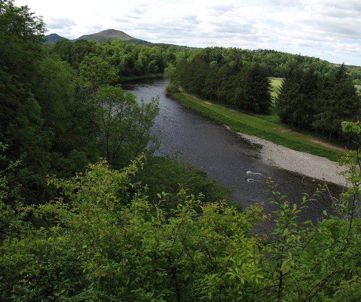 uitzicht_river tweed.jpg - Gedurende een aantal kilometers gaan we deze rivier volgen, de Tweed.